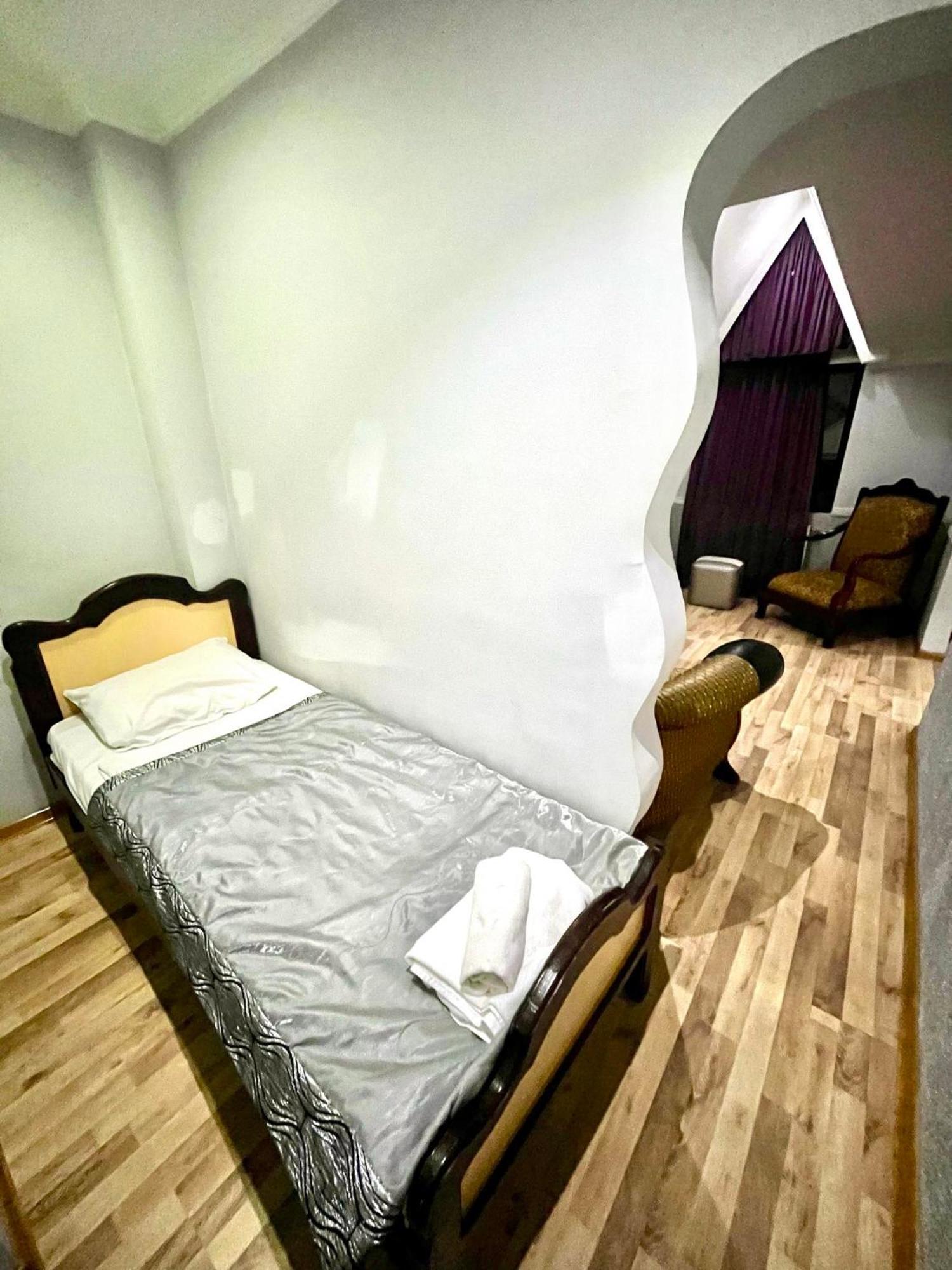 B&B Europa Hotel Kutaiszi Kültér fotó